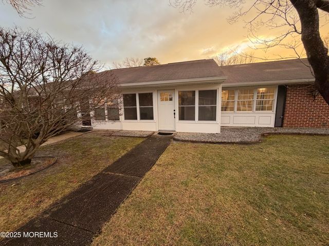 833b Inverness Court B, Lakewood, NJ 08701