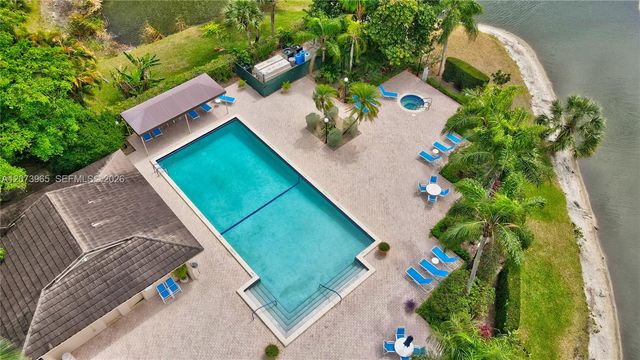 7616 Elmridge Drive 7-U, Boca Raton, FL 33433