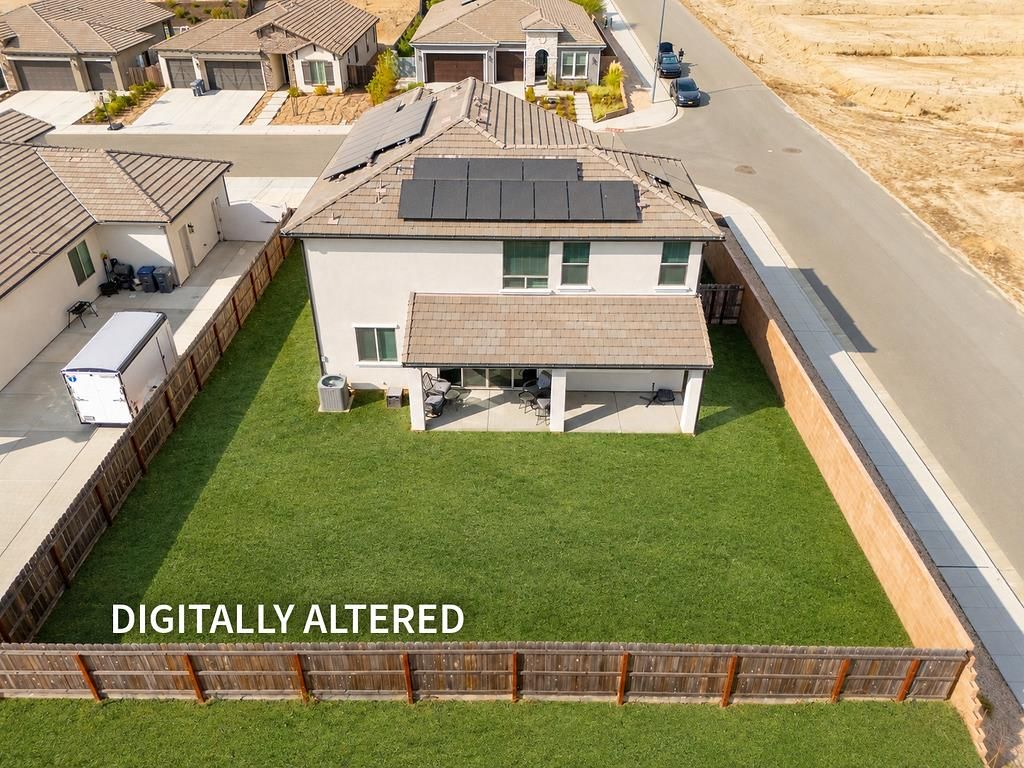Image 35 of property listing at 19733 Desert Willow Lane, Friant, CA 93626