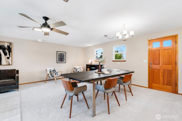 3735 NE 10th Lane, Renton, WA 98056