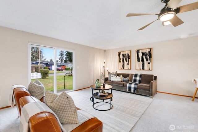 3735 NE 10th Lane, Renton, WA 98056