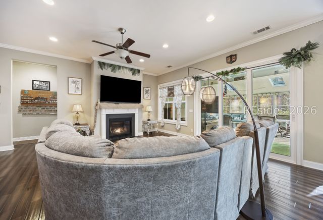 398 Lake Bluff Dr, Bluffton, SC 29910