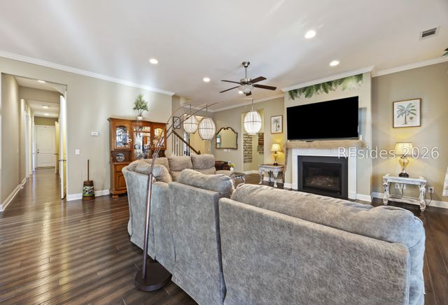 398 Lake Bluff Dr, Bluffton, SC 29910