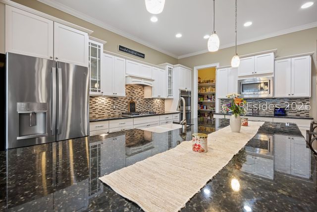 398 Lake Bluff Dr, Bluffton, SC 29910