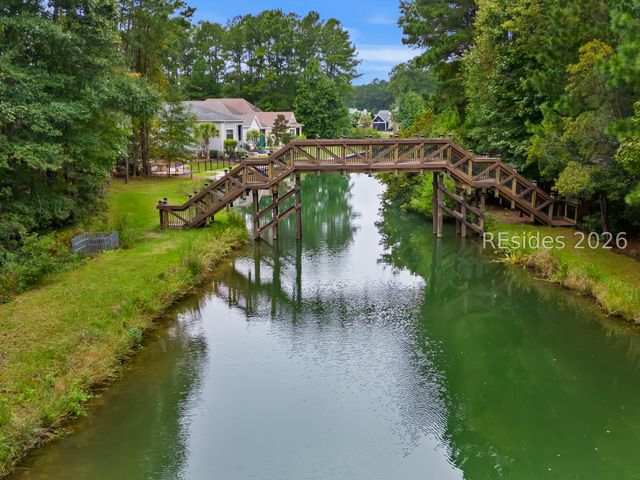 398 Lake Bluff Dr, Bluffton, SC 29910