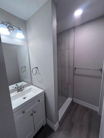 725 SCENIC STREET, Leesburg, FL 34748