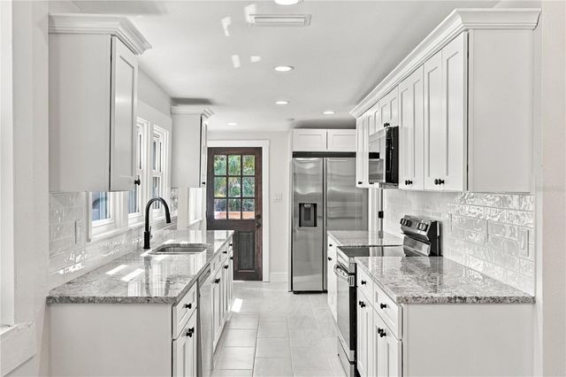 511 E FRANCES AVENUE, Tampa, FL 33602