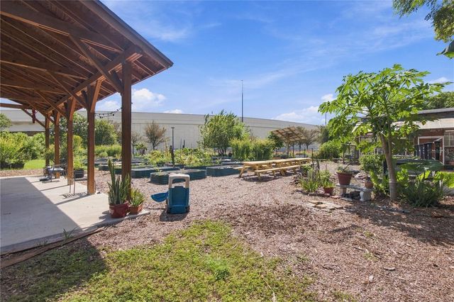 511 E FRANCES AVENUE, Tampa, FL 33602