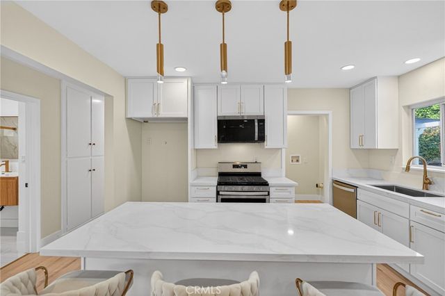1060 Tropicana, La Habra, CA 90631