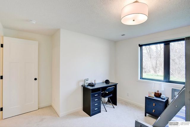 7904 N 166th Street, Bennington, NE 68007