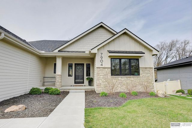 7904 N 166th Street, Bennington, NE 68007