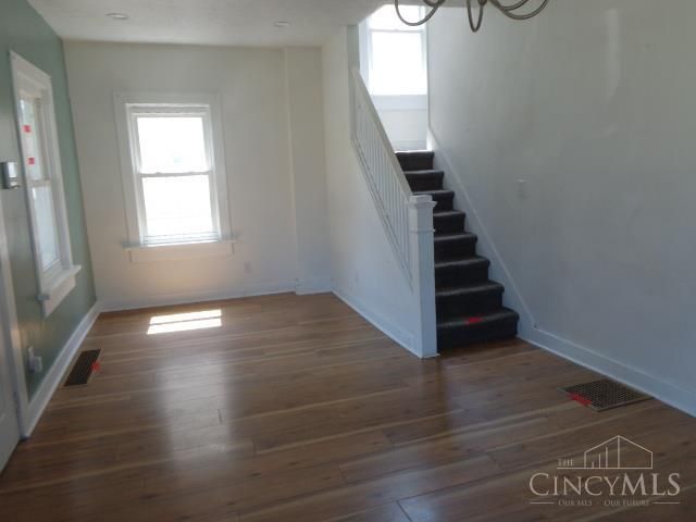 2632 W Riverview Avenue, Dayton, OH 45402