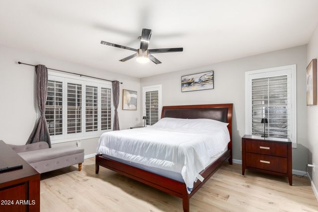 4847 E ABRAHAM Lane, Phoenix, AZ 85054