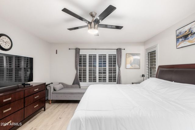 4847 E ABRAHAM Lane, Phoenix, AZ 85054