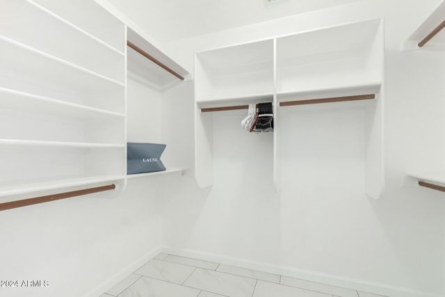 4847 E ABRAHAM Lane, Phoenix, AZ 85054