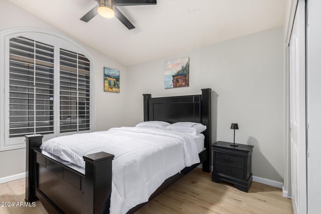 4847 E ABRAHAM Lane, Phoenix, AZ 85054