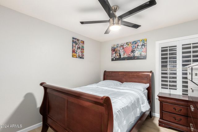 4847 E ABRAHAM Lane, Phoenix, AZ 85054