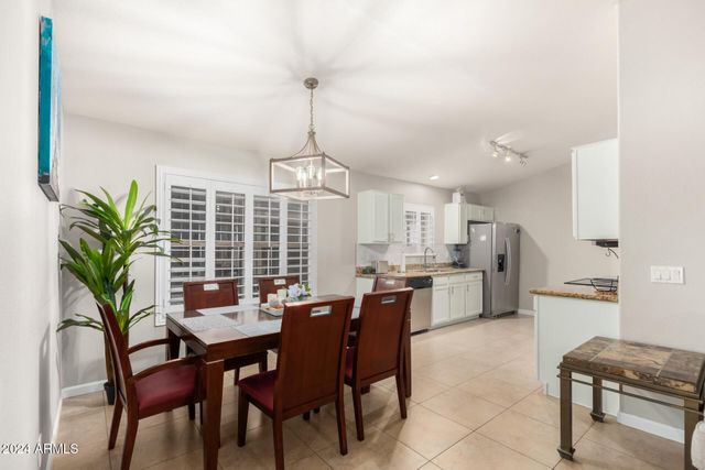 4847 E ABRAHAM Lane, Phoenix, AZ 85054