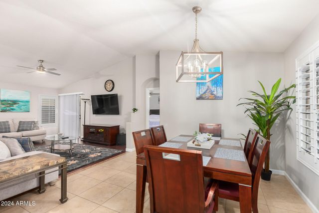 4847 E ABRAHAM Lane, Phoenix, AZ 85054