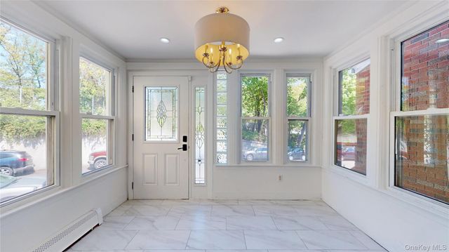90-22 82nd Road, Glendale, NY 11385
