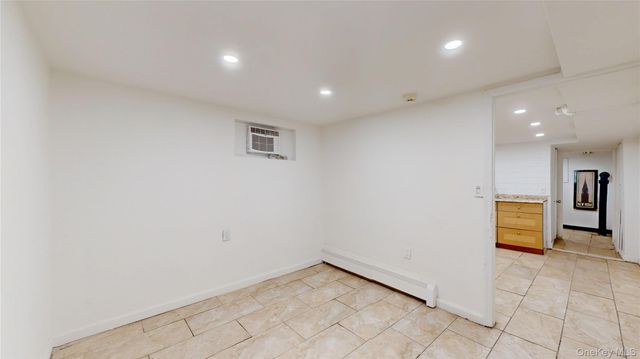 90-22 82nd Road, Glendale, NY 11385