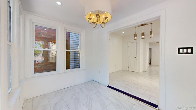 90-22 82nd Road, Glendale, NY 11385