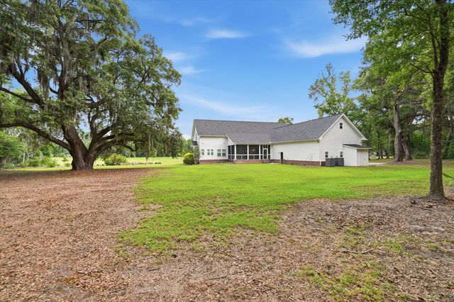 2962 Anchor Watch Drive, Wadmalaw Island, SC 29487