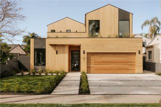 12527 Mitchell Avenue, Los Angeles, CA 90066