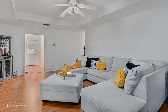 7540 Oaktree Lane, Haughton, LA 71037