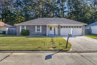 7540 Oaktree Lane, Haughton, LA 71037