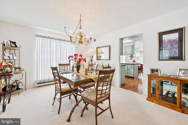 180 BUCKINGHAM DR, Southampton, NJ 08088