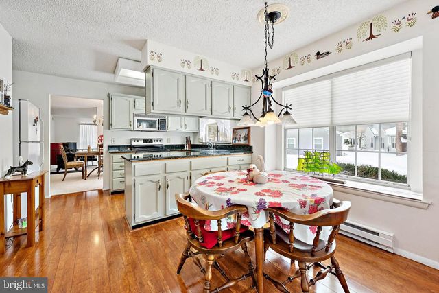 180 BUCKINGHAM DR, Southampton, NJ 08088