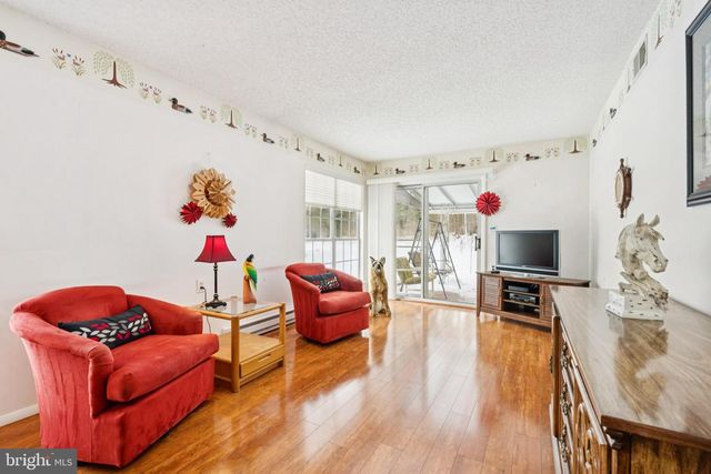 180 BUCKINGHAM DR, Southampton, NJ 08088