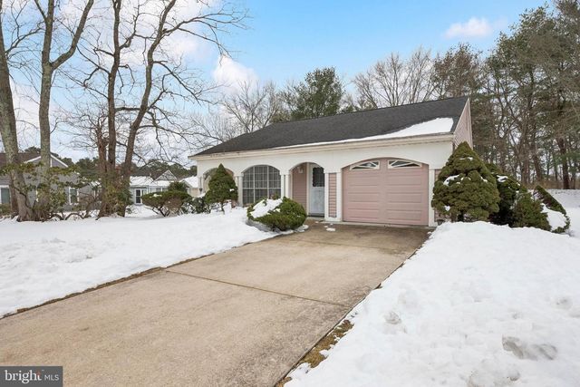 180 BUCKINGHAM DR, Southampton, NJ 08088