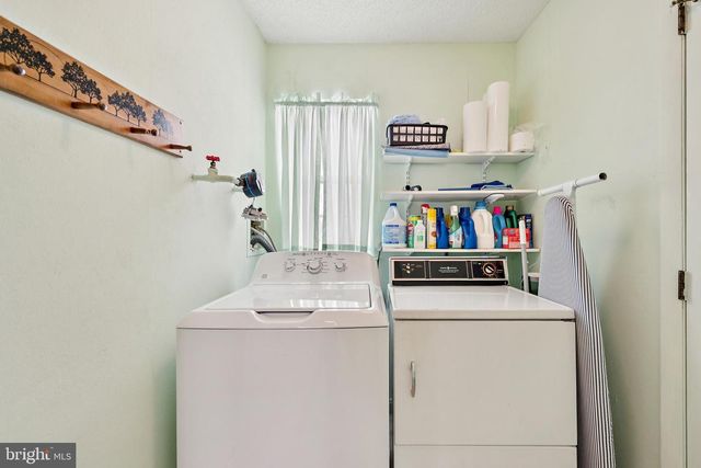 180 BUCKINGHAM DR, Southampton, NJ 08088