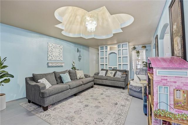 121 N Jo Beth Street, Alton, TX 78573