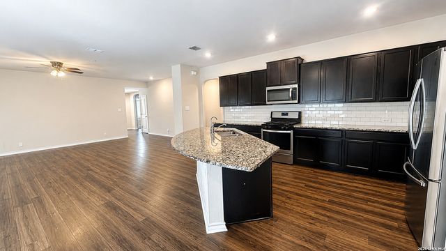 14321 Flint Path, San Antonio, TX 78253