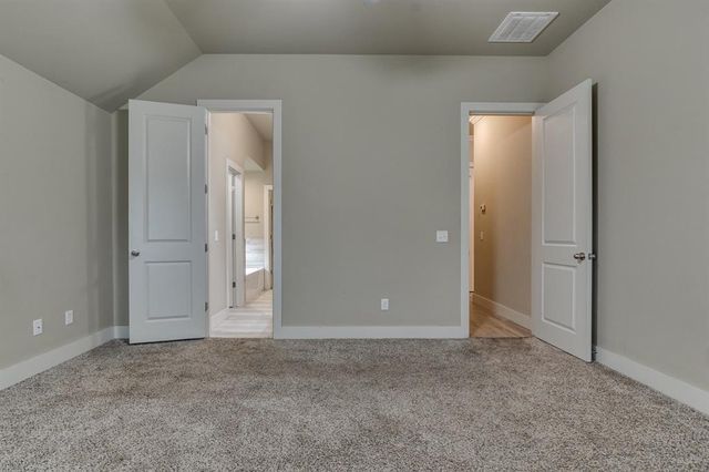 1221 Pebble Pond Drive, Norman, OK 73071