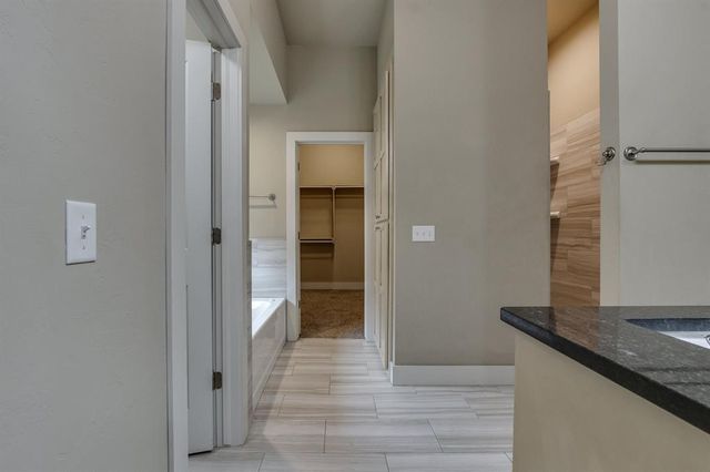 1221 Pebble Pond Drive, Norman, OK 73071