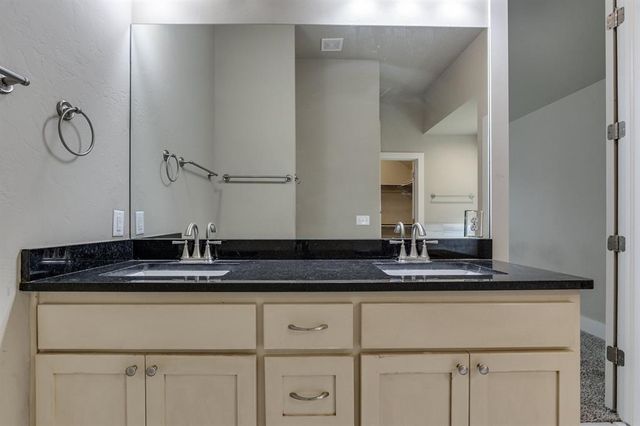 1221 Pebble Pond Drive, Norman, OK 73071