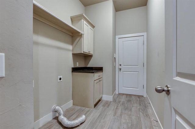 1221 Pebble Pond Drive, Norman, OK 73071