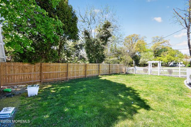 1319 Pennsylvania Avenue, Manasquan, NJ 08736