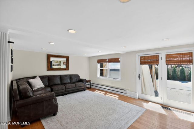 1319 Pennsylvania Avenue, Manasquan, NJ 08736