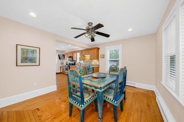 21 Kernwood Ave, Beverly, MA 01915