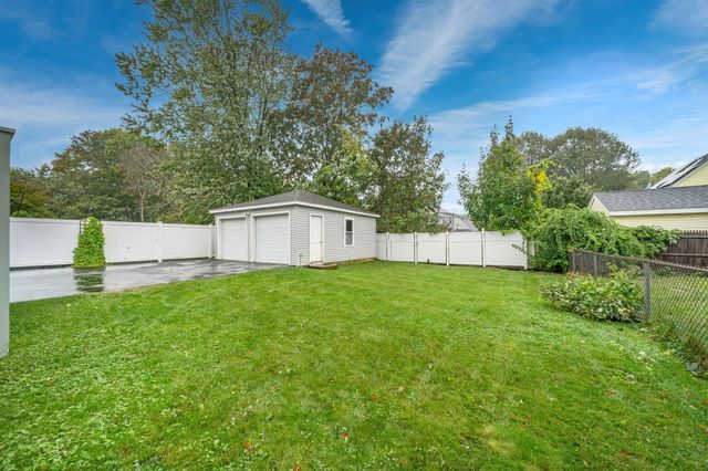 21 Kernwood Ave, Beverly, MA 01915