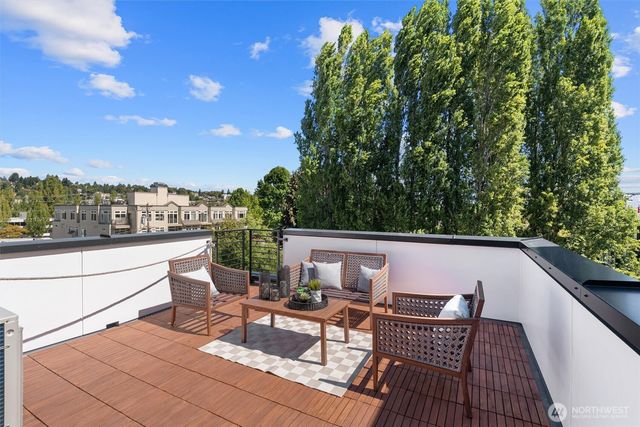 3116 Queen Anne Avenue N, Seattle, WA 98119