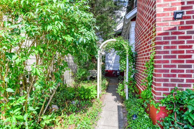 129 Cookman Avenue, Ocean Grove, NJ 07756