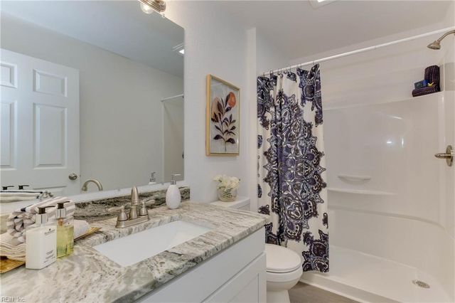 840 Crepe Myrtle LN, Virginia Beach, VA 23455