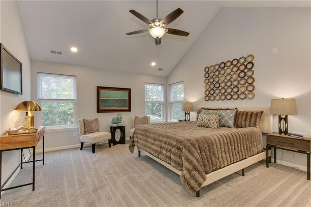 840 Crepe Myrtle LN, Virginia Beach, VA 23455