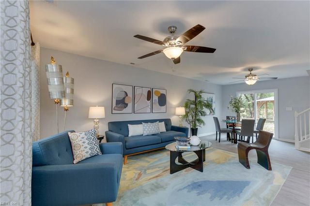 840 Crepe Myrtle LN, Virginia Beach, VA 23455